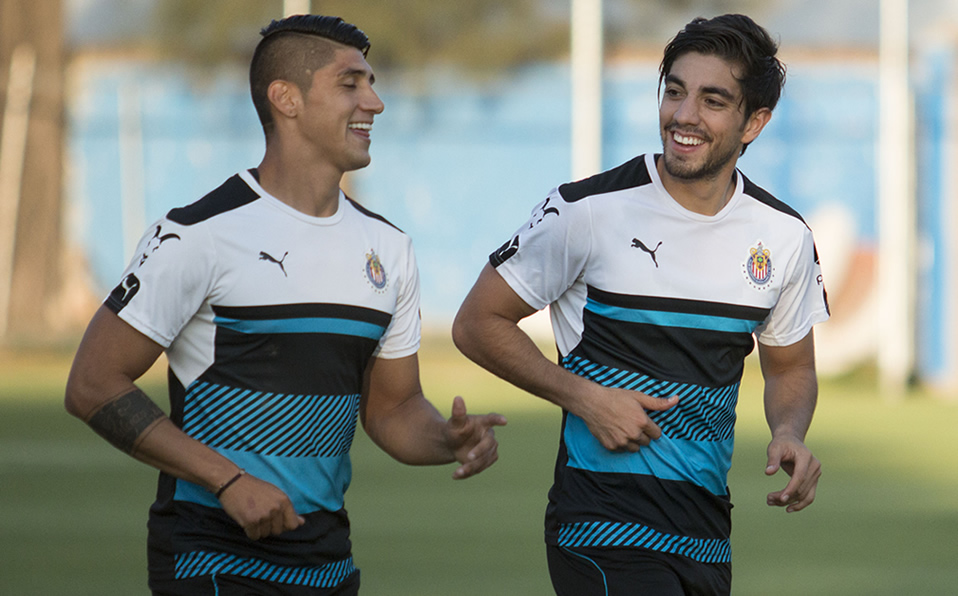 Alan Pulido dedica emotivo mensaje a Rodolfo Pizarro por su cumpleaños (Imago7)