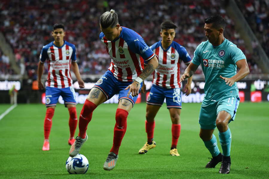 Calderón es uno de los refuerzos que inició. (Foto: Imago7)