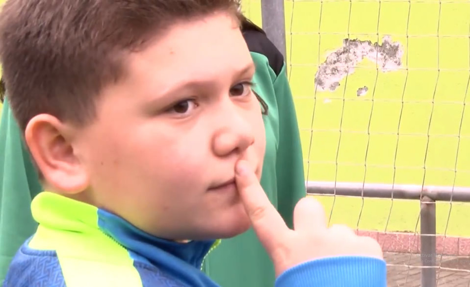 Diego Pablo no soportó escuchar los improperios para la joven silbante (FOTO: El Comercio)