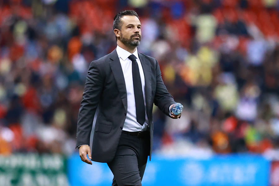 Rafa Puente del Río sumó su segunda derrota con los rojinegros. FOTO: Imago7.