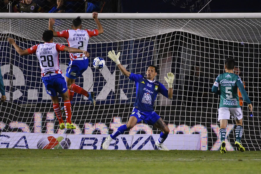 Germán Berterame cerró el marcador a favor de San Luis. (imago 7)