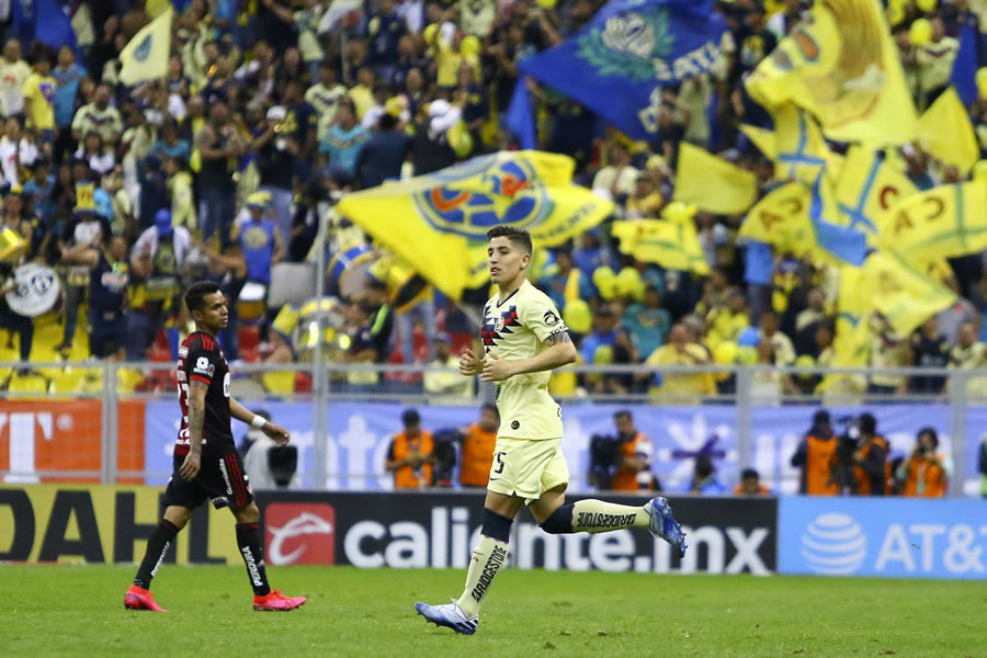 La afición americanista estuvo alentando en todo momento. (Imago 7)