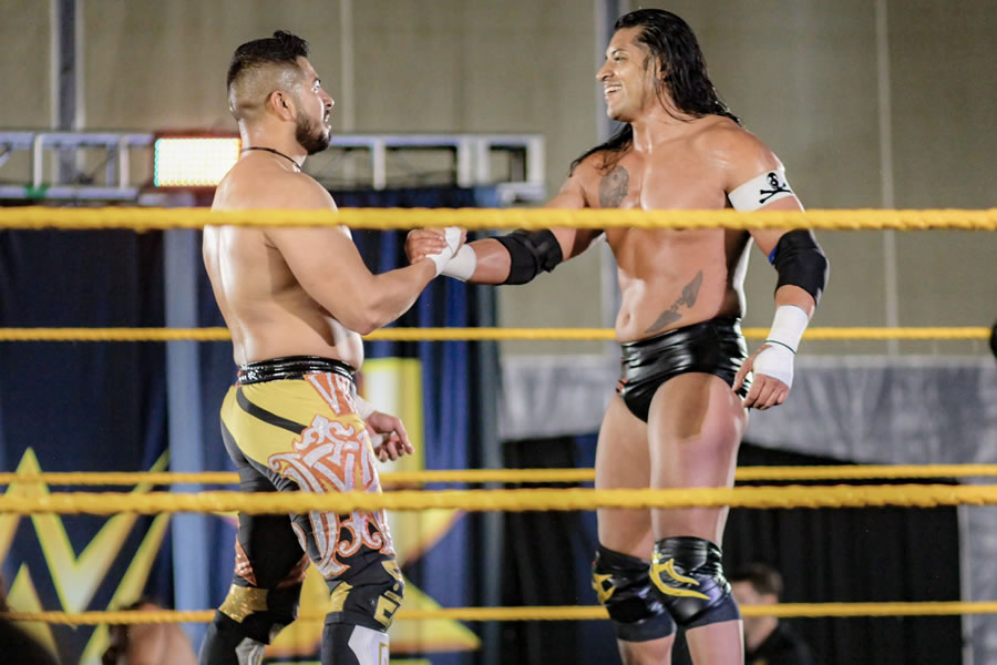 Raúl Mendoza acompañó a Jorge Bolly en su debut. (Foto: SuperKick)