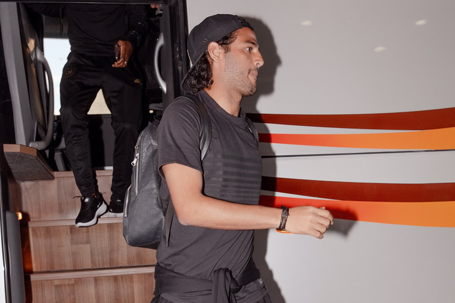 Carlos Vela a su arribo al hotel de concentración en León. (Foto: LAFC)