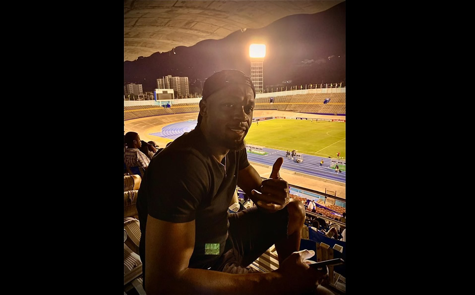 Bolt acudió al estadio a ver a la Máquina. (Foto: @CruzAzulCD)