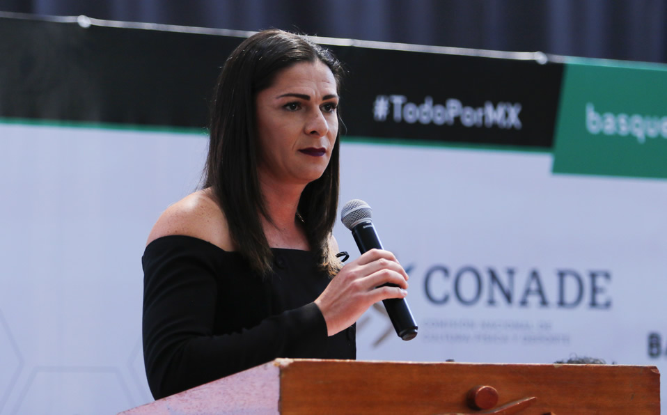Ana Guevara contrató a varios de los funcionarios que incurrieron en estas irregularidades.  (Foto: Imago7)