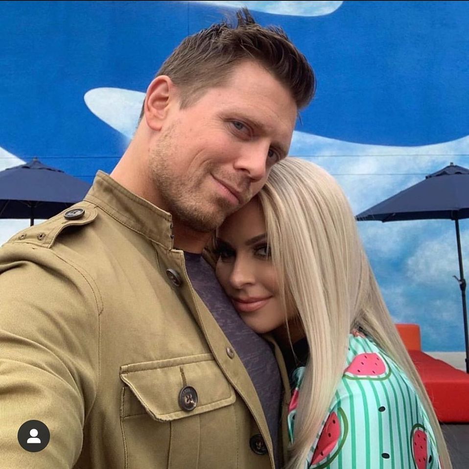 The Miz y Maryse tienen una gran relación y una sólida familia. (Fotos:  @marysemizanin y @mikethemiz)