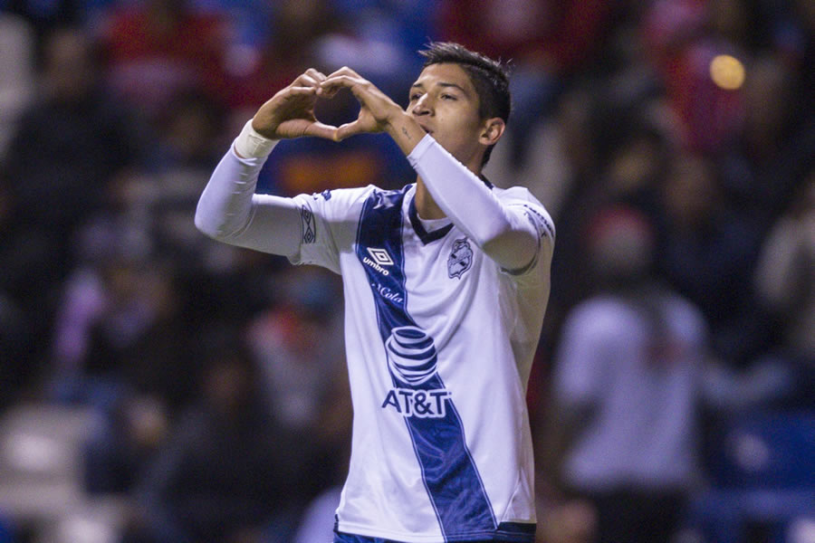 Ángel Zaldívar se encargó de abrir el camino del triunfo ante Toluca. FOTO: Mexsport.