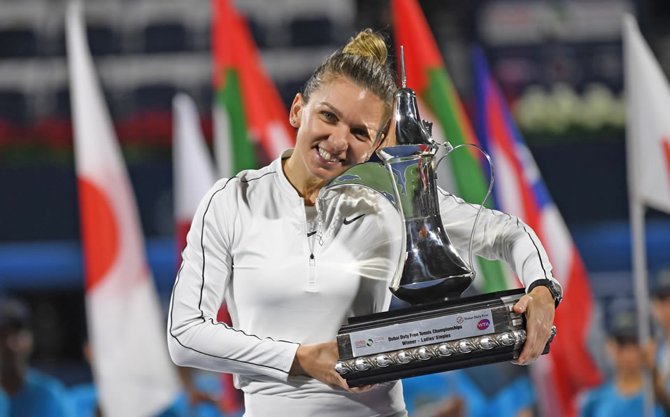 Halep, feliz tras ganar en Dubái. Foto: AFP