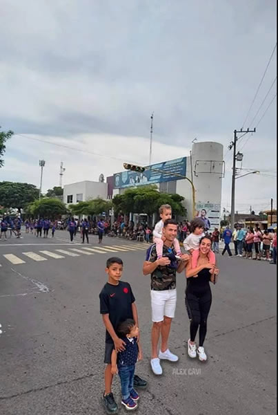 FOTOS: Cristiano Ronaldo en versión humilde gracias al Photoshop