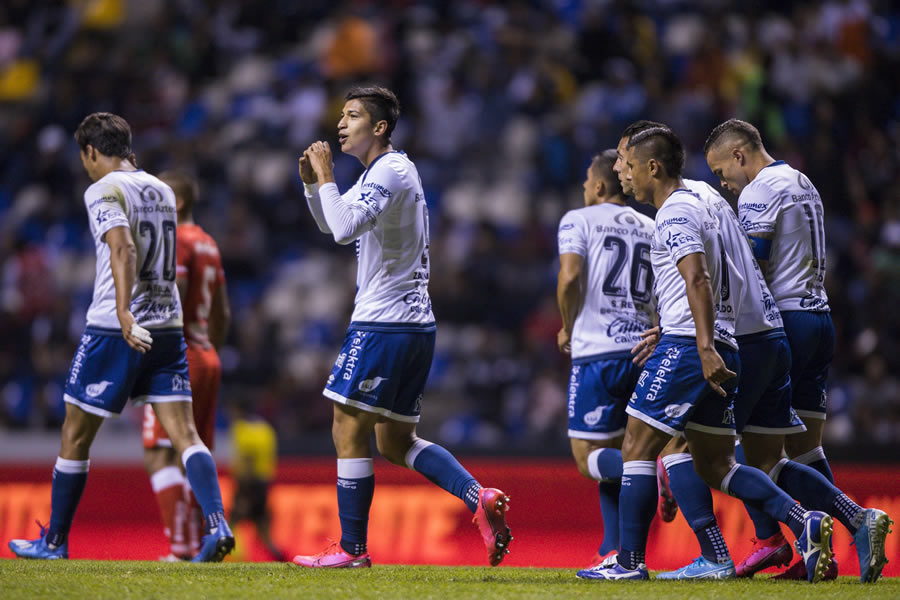 Ángel Zaldívar se hizo presente en el marcador ante Toluca. FOTO: Mexsport.