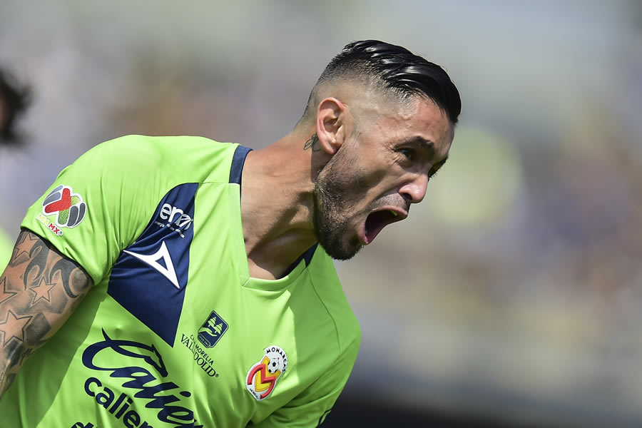 Rodrigo Millar le hizo daño a los Pumas con gol. FOTO: Mexsport.