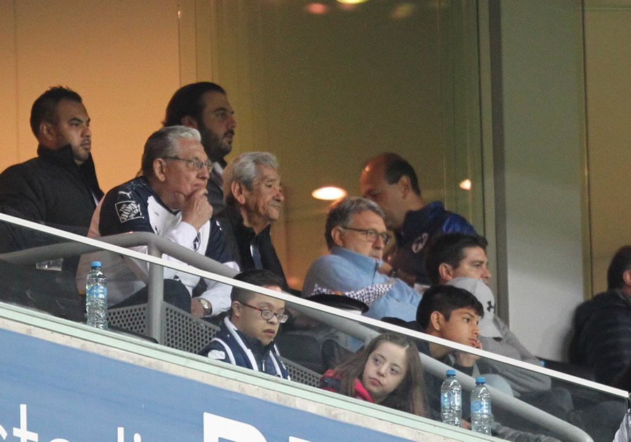 Gerardo Martino acudió al Gigante de Acero. (Foto: Imago7)