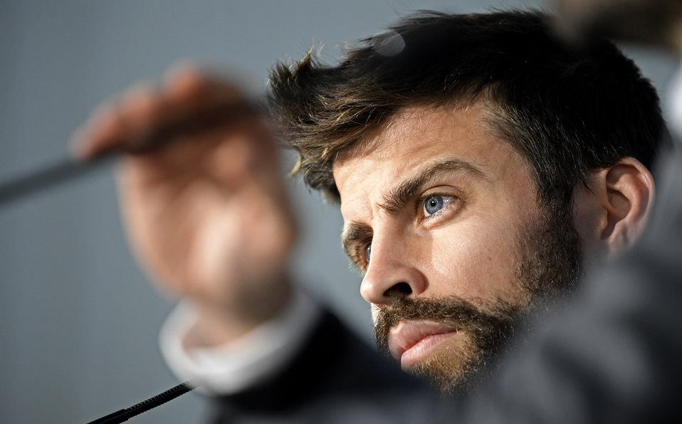 Piqué durante la conferencia de prensa. (Foto: AFP)