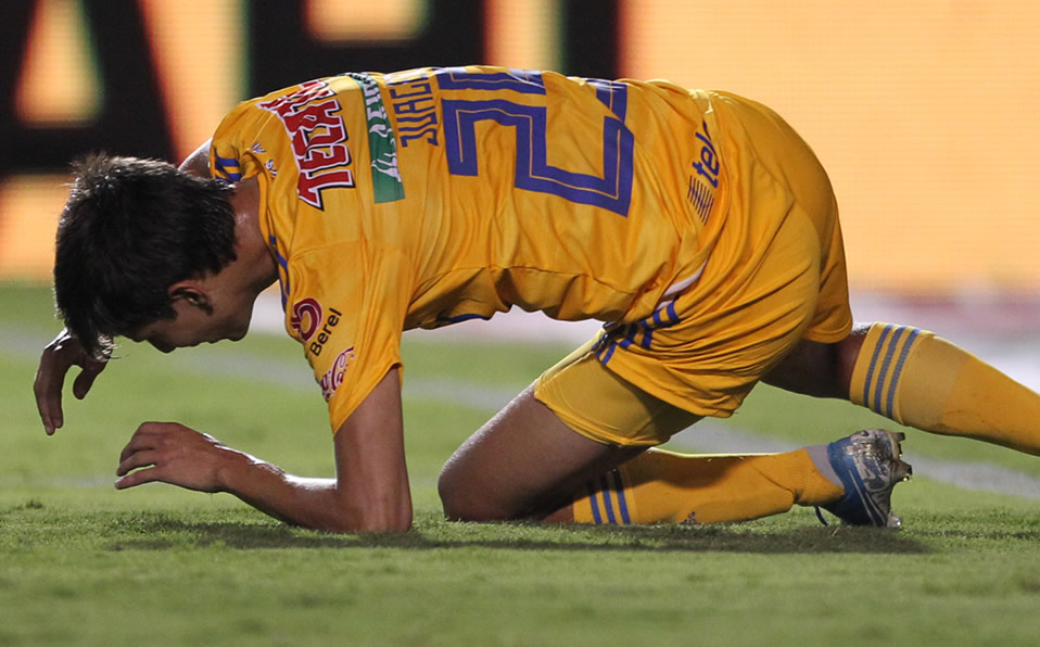 Damm se irá gratis de Tigres. (Imago7)