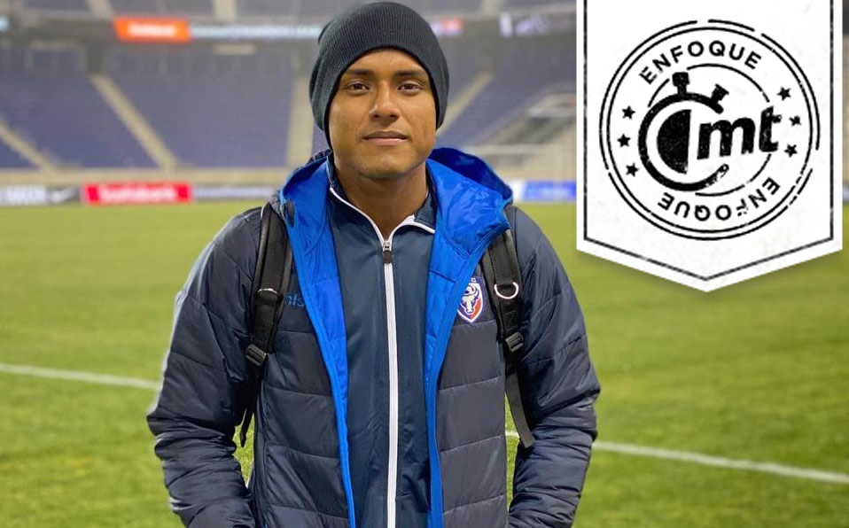 Julio Cruz con el San Carlos en acción. (Mediotiempo)