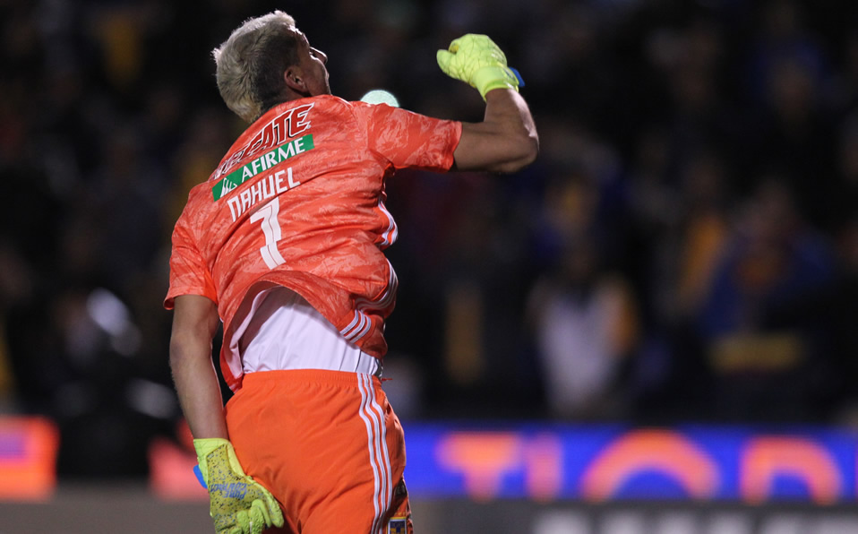 Nahuel celebró con todo su gol. (Foto: Imago7)