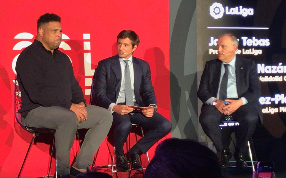 Ronaldo Nazario quiere contratar a un mexicano para su Valladolid (Twitter @sportssummitmx)