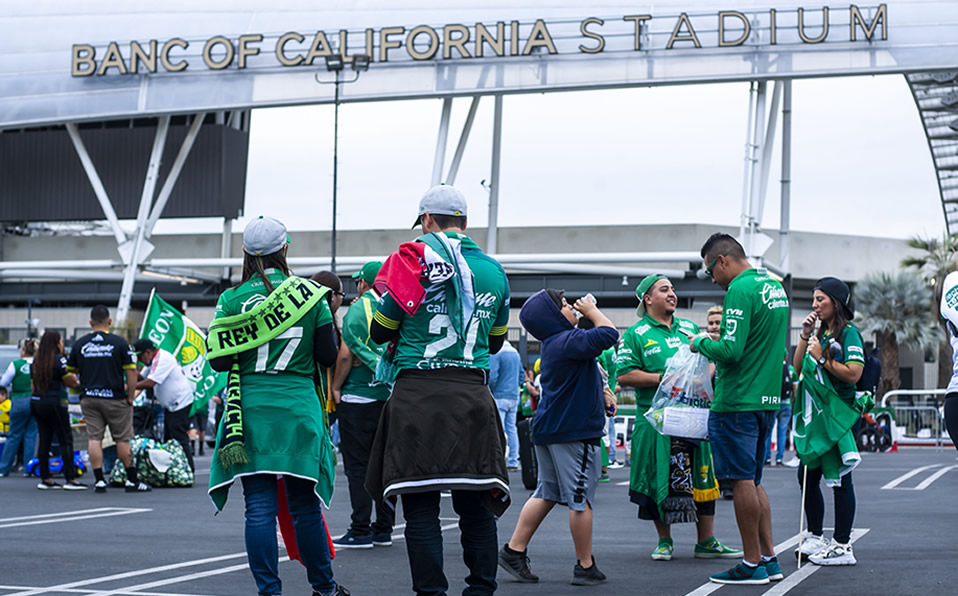 La afición de León se hizo presente en el estadio. (Imago7)
