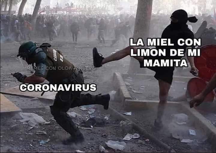 Mexicanos reaccionan con memes a la llegada del coronavirus.
