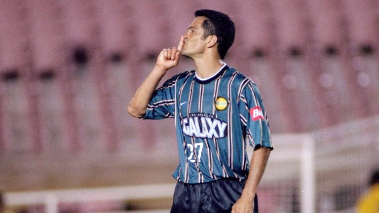 Carlos Hermosillo, otro de los que poca gente recuerda en L.A. (FOTOS: Twitter y MLS)