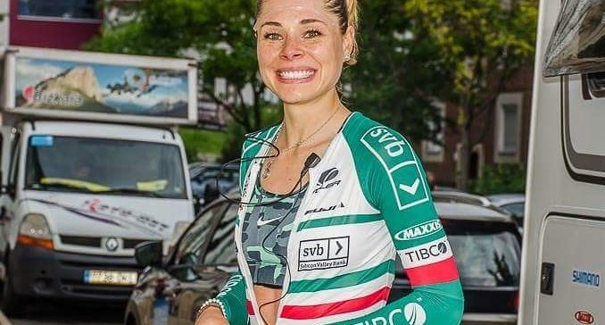 Ingrid  es hija de Rebeca Clouthier, hermana de Tatiana, diputada federal.