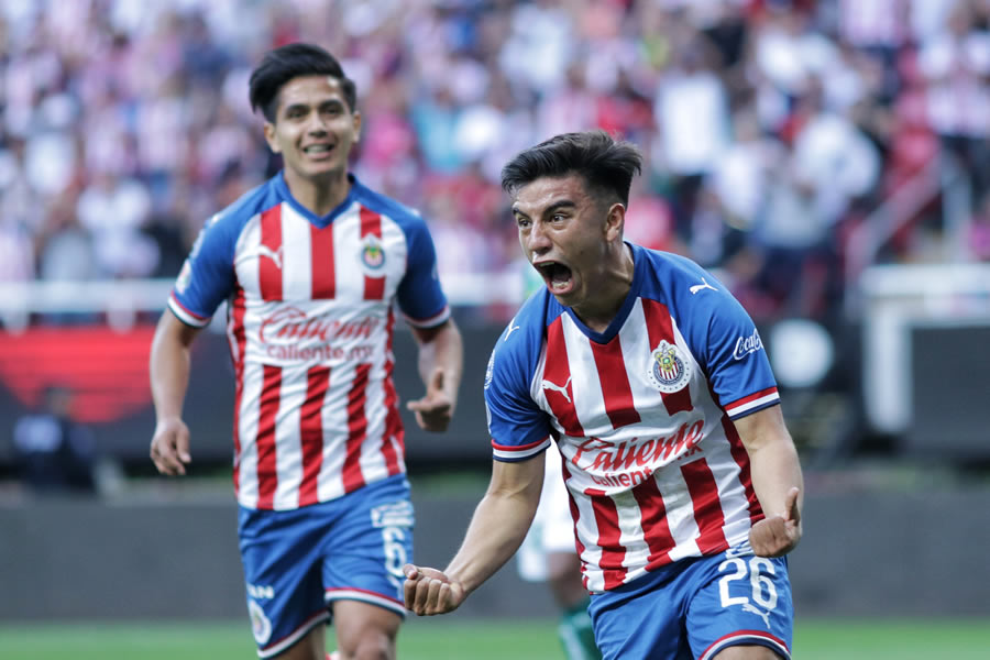 Fernando Beltrán celebra eufórico su gol ante León. FOTO: Imago7.