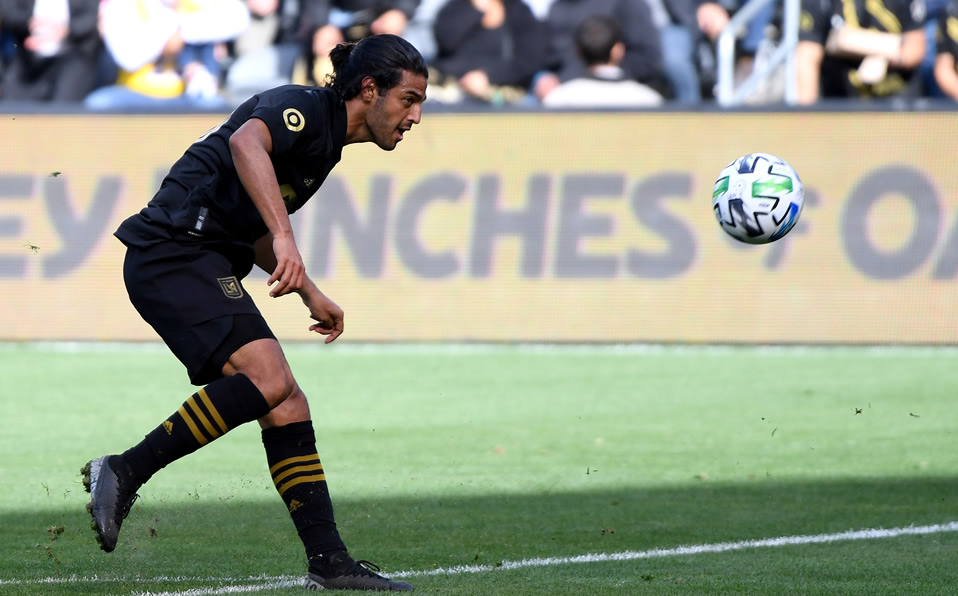 Carlos Vela anotó su primer gol de la Temporada frente al Inter Miami. (Foto: AFP)