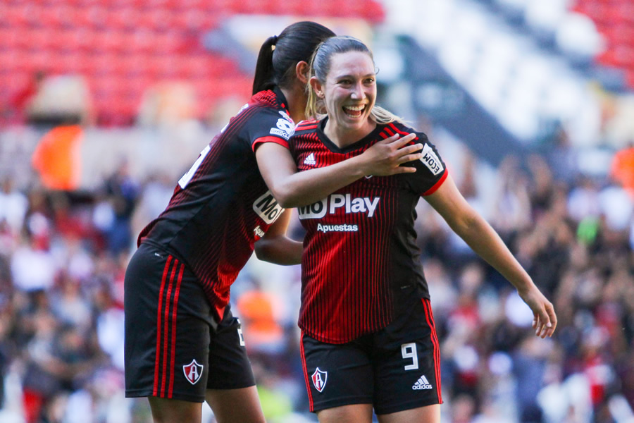 Las Margaritas se mantienen con buen paso en el torneo. (Foto: Imago 7)