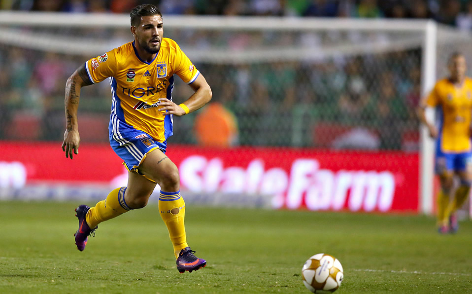 Andy Delort: El delantero francés solo disputó 9 partidos en los que anotó tres goles. (Foto: Imago7)