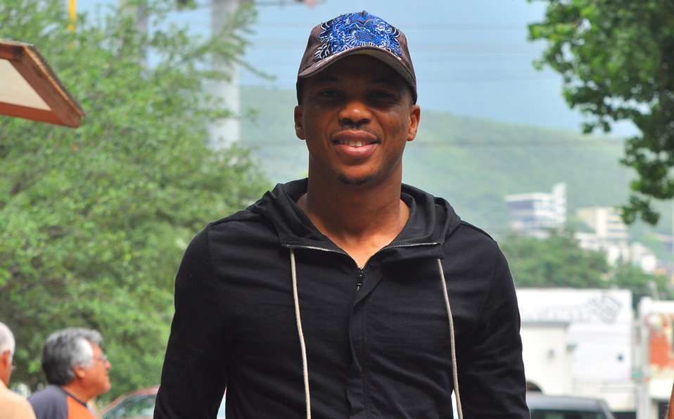 Ikechukwu Uche: El delantero nigeriano se la pasó lesionado y solo anotó un gol en el Apertura 2015. (Foto: Imago7)