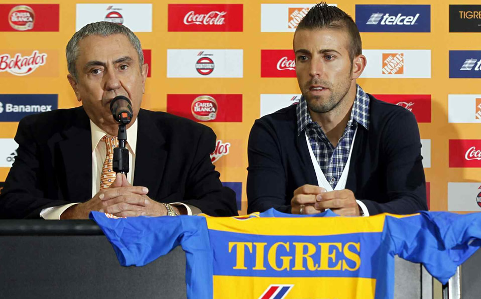 Luis García: El español llegó en 2012 procedente del Zaragoza. Solo anotó 5 goles en 28 partidos. (Foto: Mexsport)