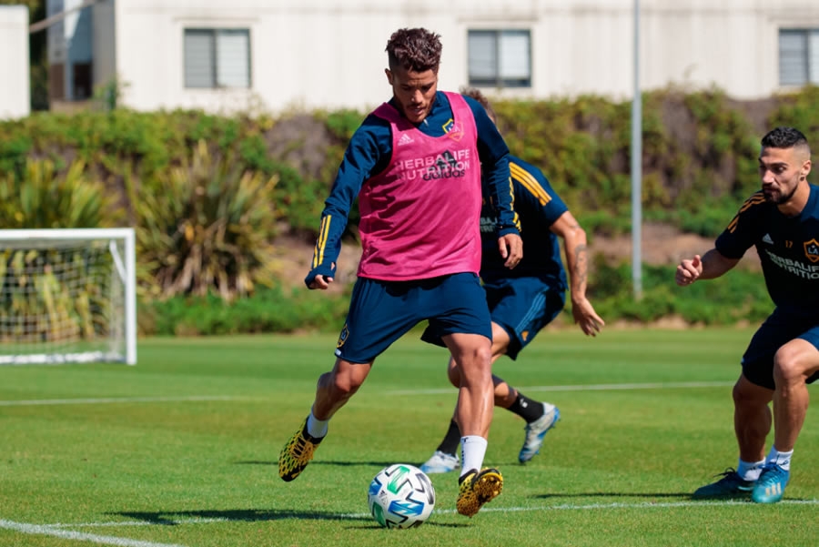 Jonathan dos Santos podrá reaparecer con el Galaxy tras superar una lesión. FOTO: @LAGalaxy_Es