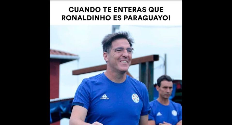 ¿Y si llaman a Ronaldinho con la Albirroja?