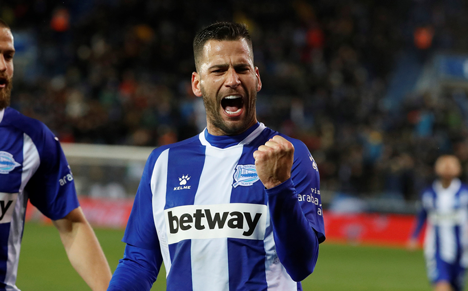 Edgar Méndez marca su primer gol desde que salió de Cruz Azul (EFE)
