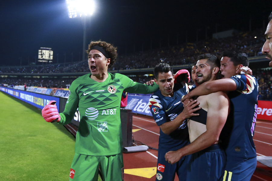 La efusiva celebración del América tras el 3-3. (Foto: Imago7)
