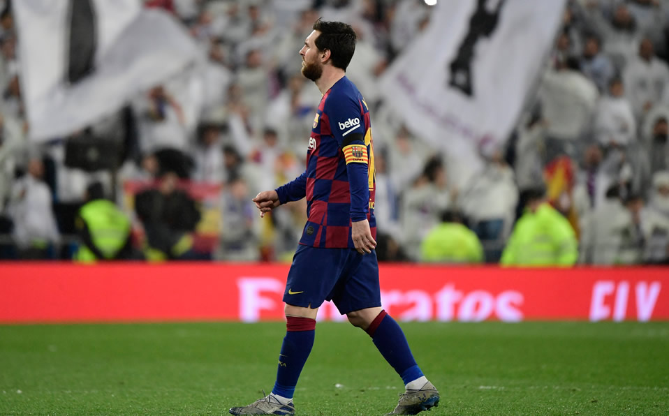 Lionel Messi en el duelo ante el Real Madrid. (AFP)