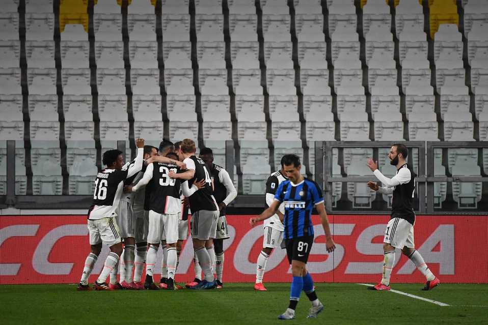 Cuando la Juve anotó se olvidaron de no tener contacto. (Foto: AFP)