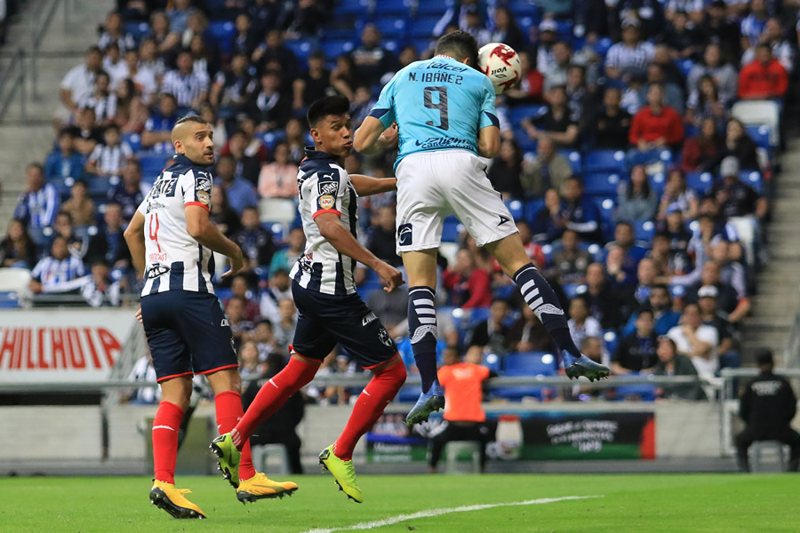 Nico Ibáñes puso el 2-2 entre Rayados y San Luis con un testarazo. (Foto: Imago7)