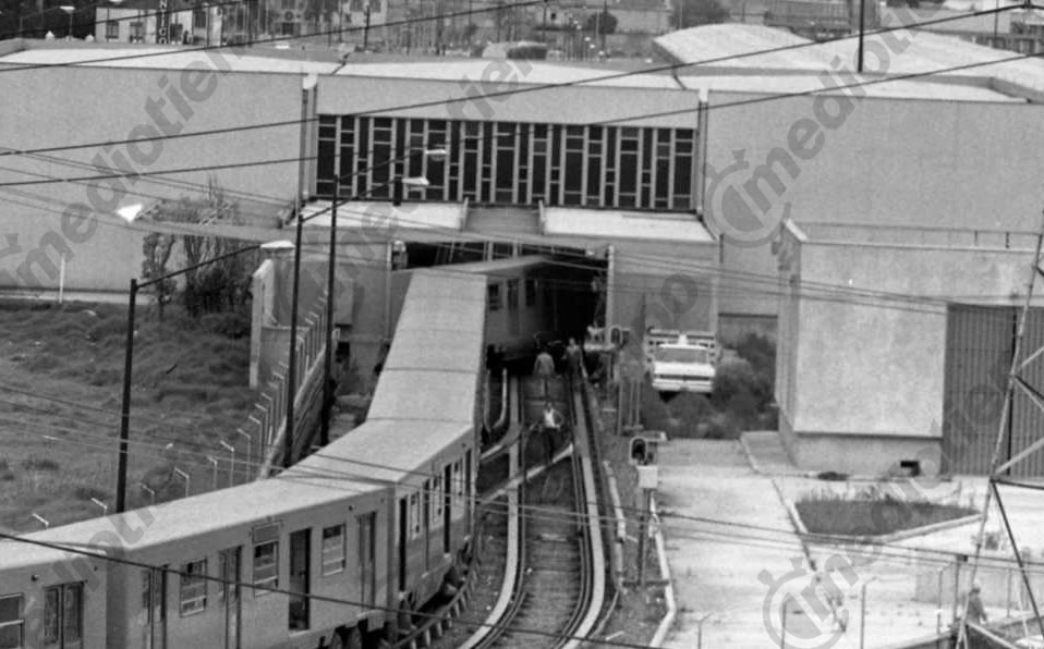 En la Estación Tasqueña, se descarriló el Convoy y atropelló a una Señorita.