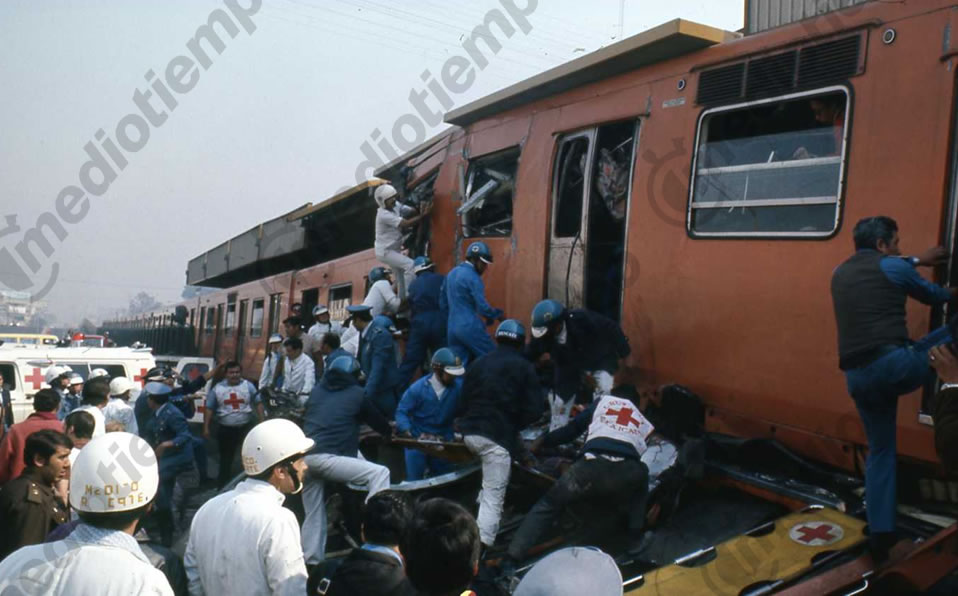 El tren número 8 se encontraba estacionado cuando fue embestido por el 10 que provenía de la estación Chabacano. (Archivo Milenio)