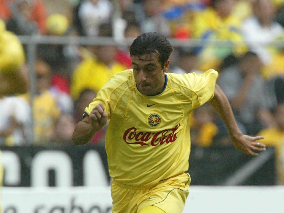Mediocampista | Marcio Delvi Fantick | Cada que se pregunta quién es el peor jugador del América, Fantick aparece como uno de los nominados.