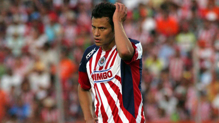 Aarón Galindo. Se anunció como un gran refuerzo de Chivas, pero jamás pudo consolidarse como líder del equipo.