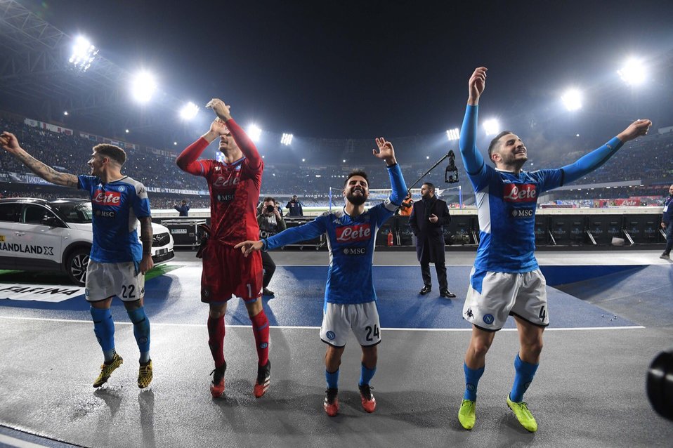 Napoli agradeció la respuesta de sus aficionados. (Foto:
