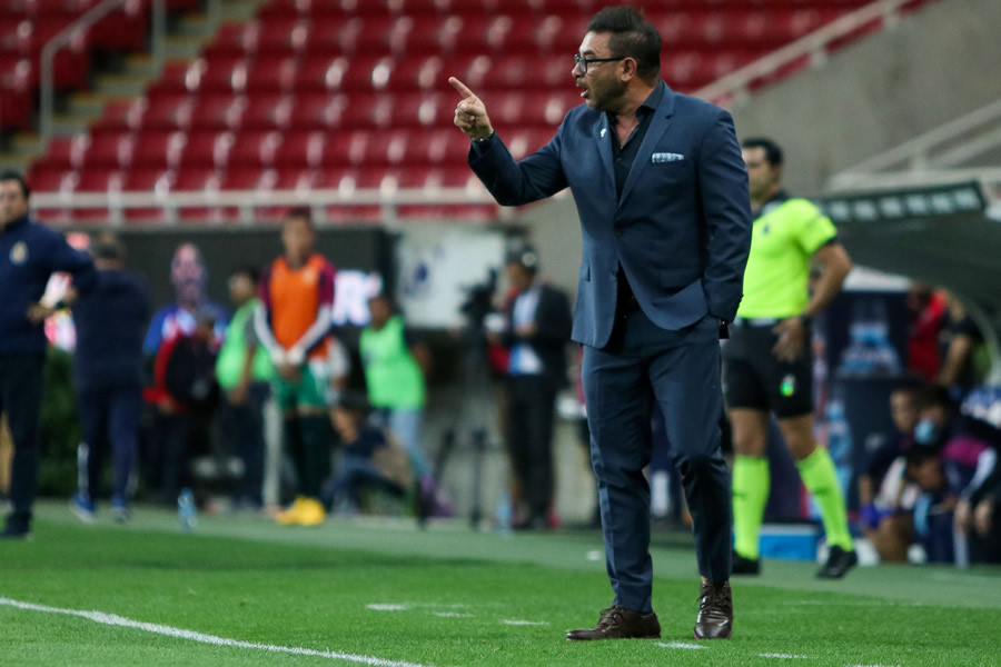 Antonio Mohamed suma dos rojas en un mes. (Foto: Imago7)