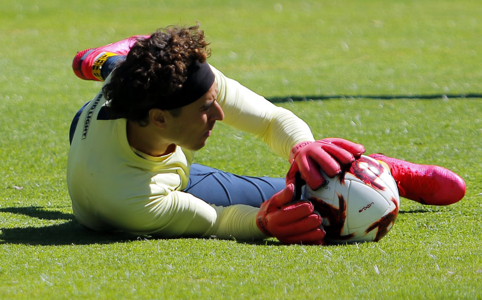 Guillermo Ochoa (Imago7)