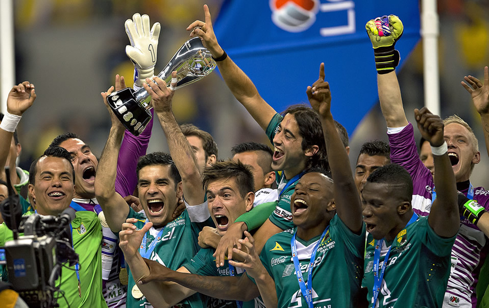 León trollea al América por la Final que le ganó en 2013 (FOTO: Mexsport)