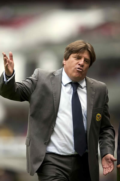 En 2012, el Piojo Herrera tuvo su oportunidad como estratega de las Águilas. FOTO: Mexsport.
