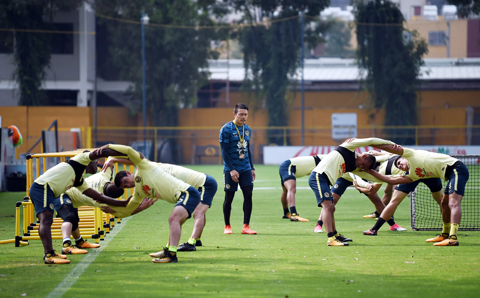 Giber Becerra en un entrenamiento del América. (Foto: Imago7)