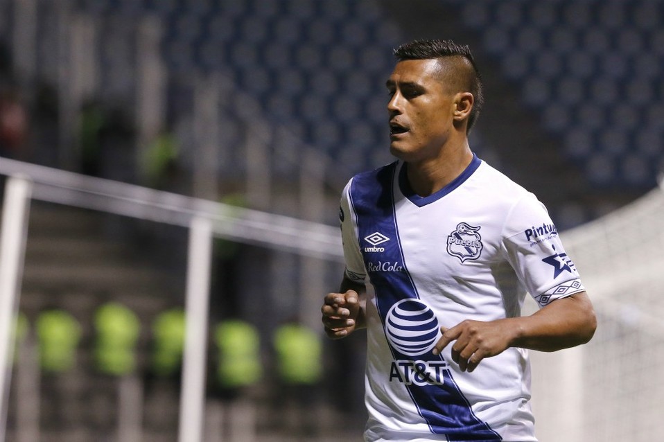 Osvaldo Martínez | De los pocos que siguen en activos, ha jugado con Monterrey, Atlante, América, Santos, Atlas y Puebla.